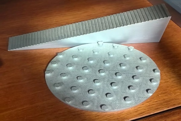 動態范圍階梯試塊